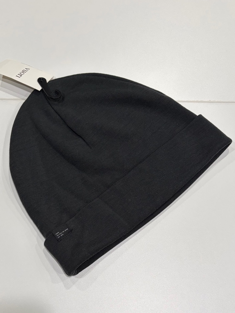 Vuori Performance Wool Beanie Hat Adult Charcoal Grey Men's 100% Wool NWT